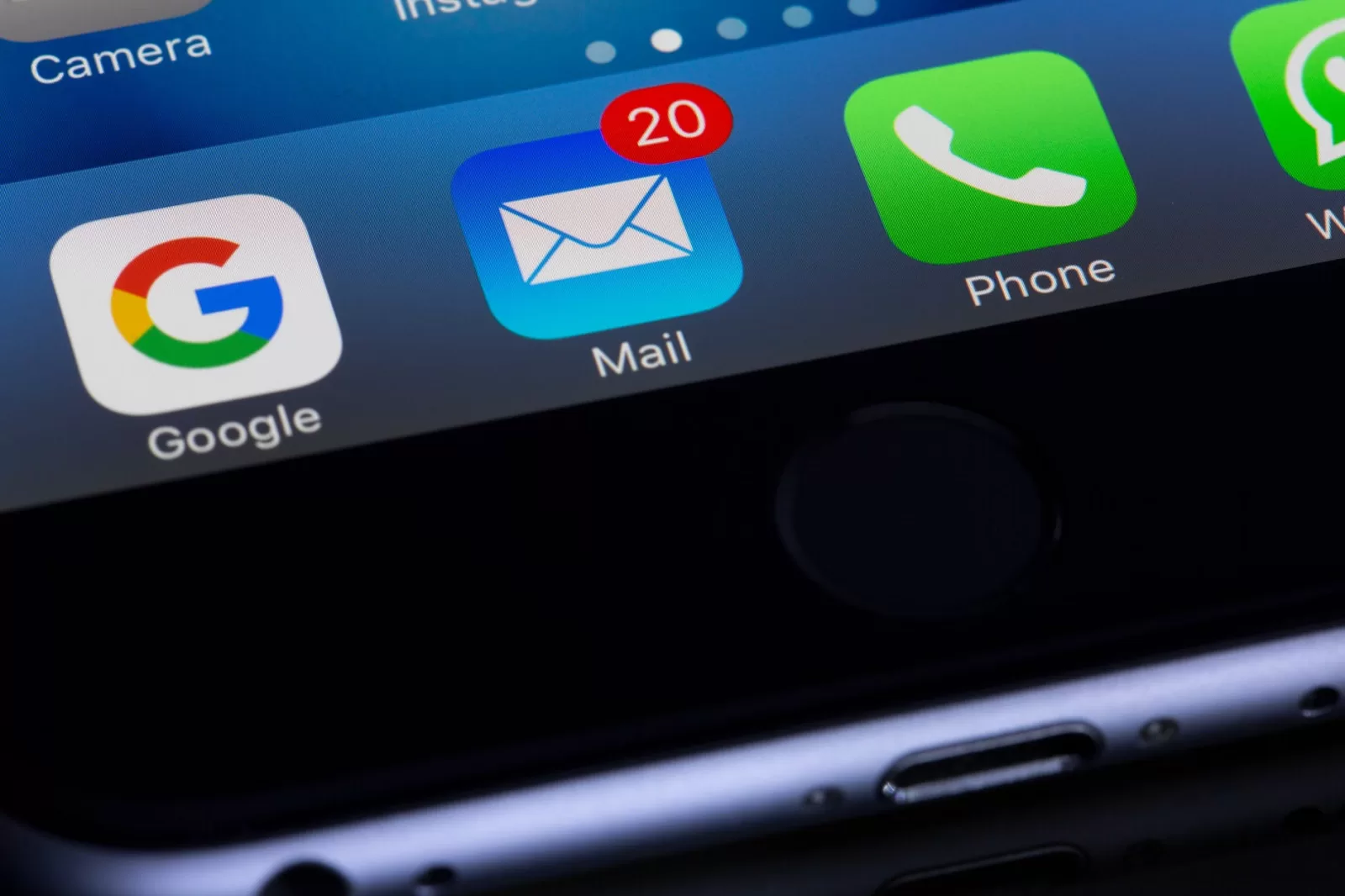 A picture of a phone screen with Mail app